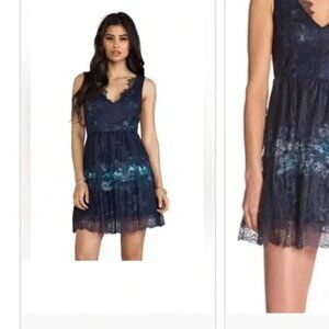 BCBGMaxAzria Dress Blue 2 XS stretch Lace Willa Washable Party Wedding Cruise
